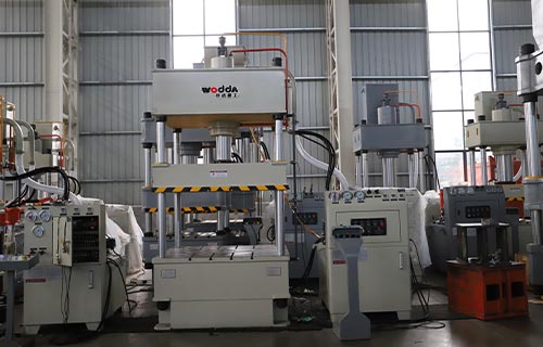 100噸四柱油壓機有什么優(yōu)勢？
